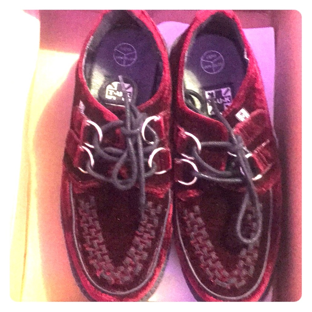 T.U.K Creepers shoes